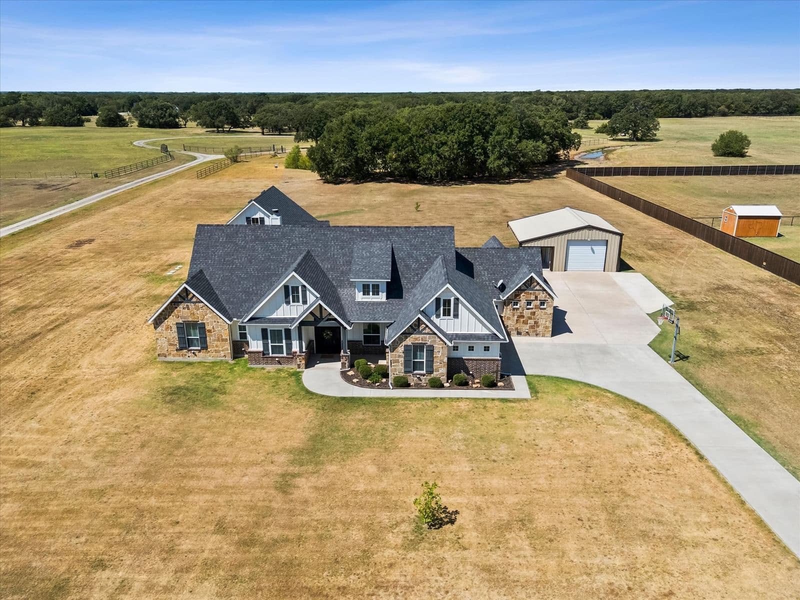 6120 Hidden Oaks Drive - Photo