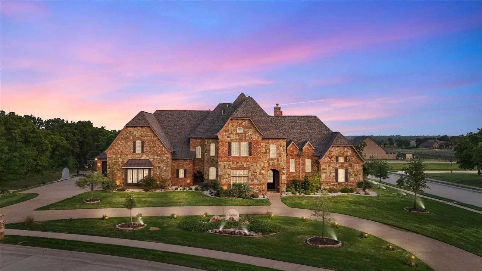 103 Oak Grove Lane - Photo
