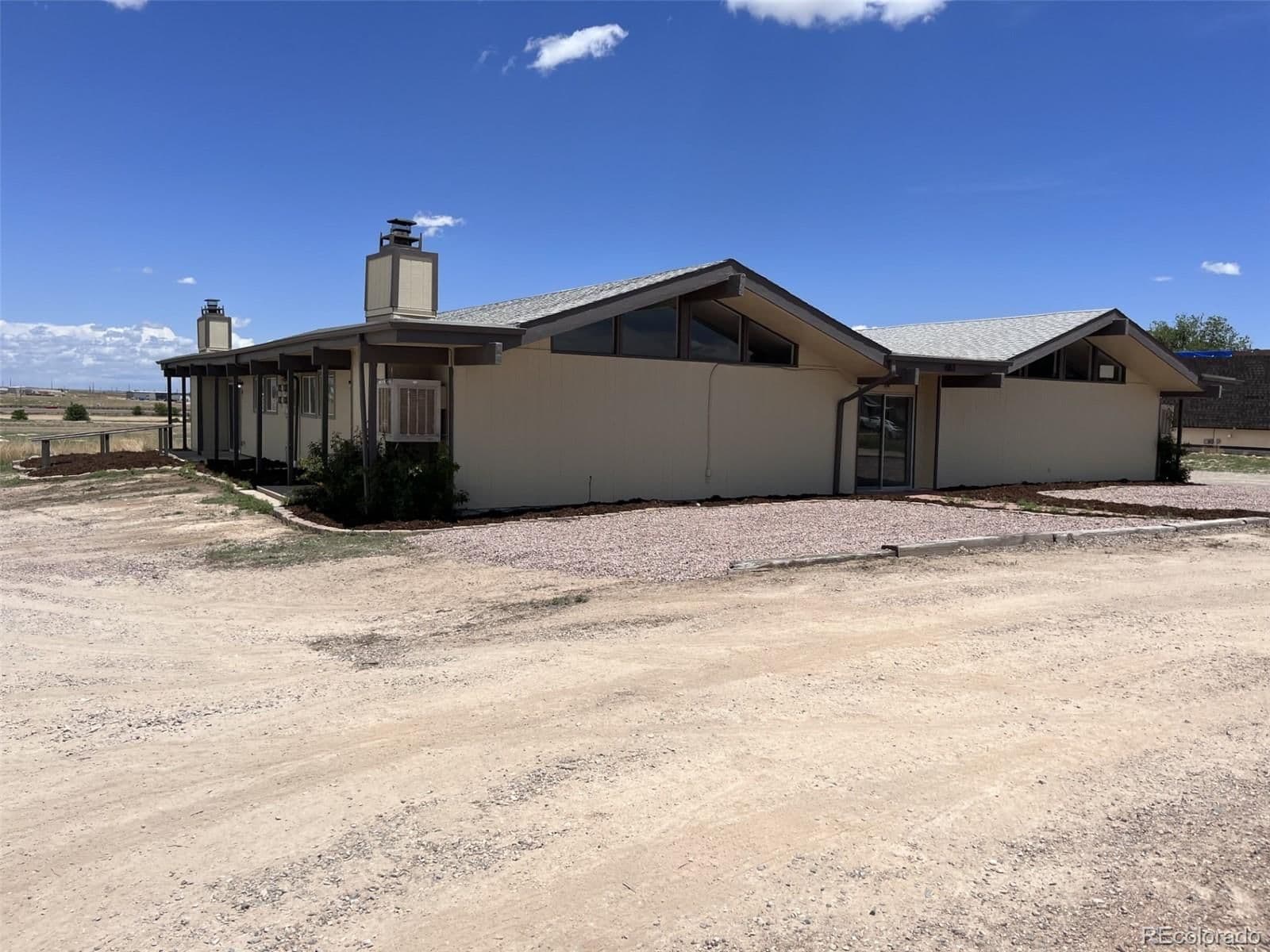 683 Clarion Drive - Photo