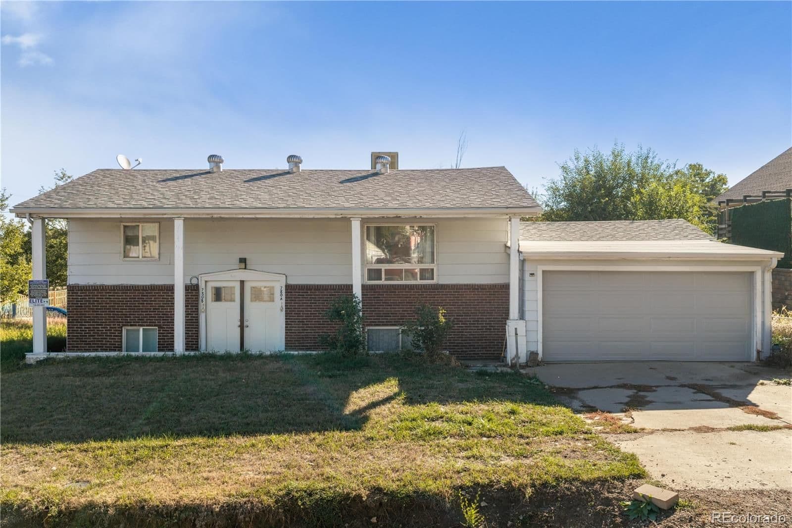 780 Kilmer Street - Photo