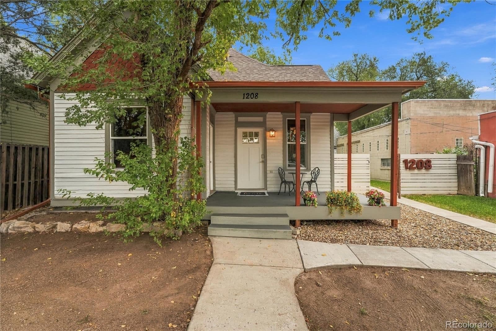 1208 Colorado Avenue - Photo