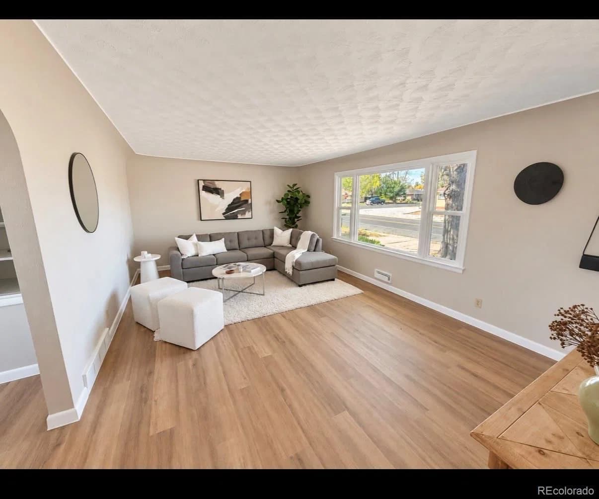 820 35th Avenue Court - Photo