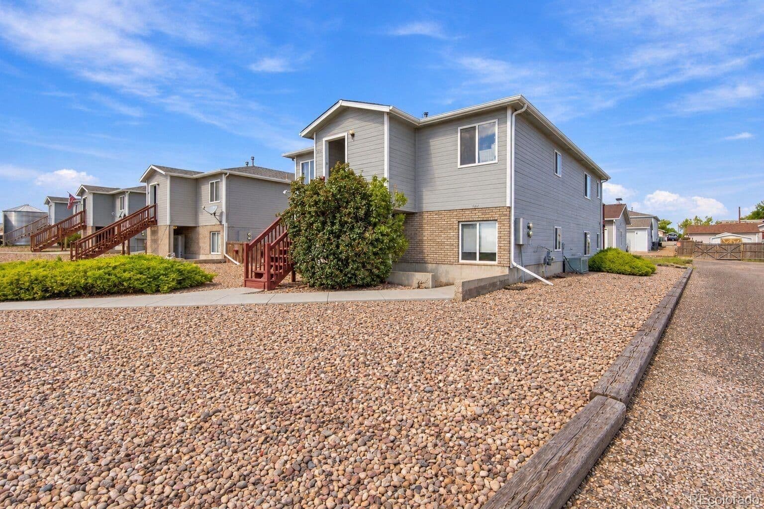 585 Woodward Avenue - Photo