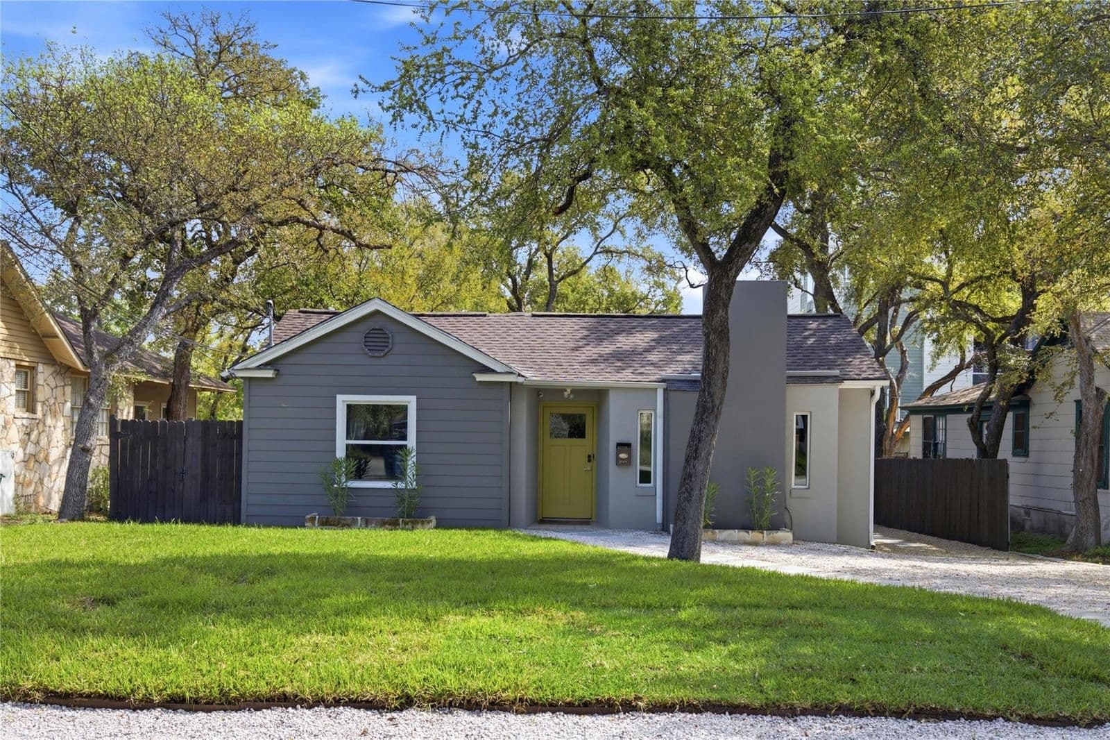 3909 Willbert Rd - Photo