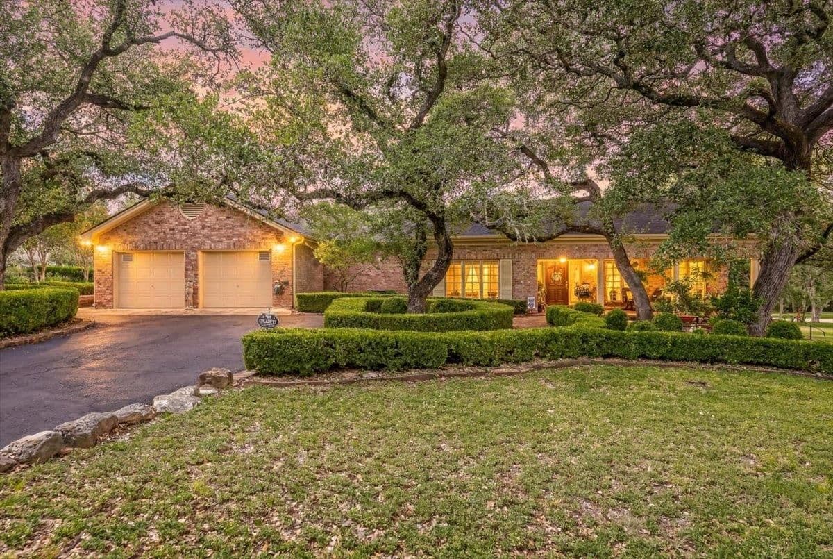 50 Brookmeadow Dr - Photo