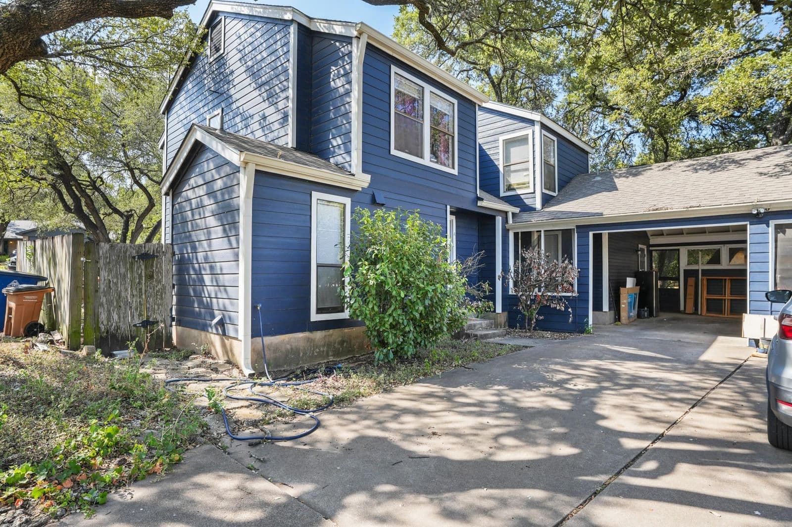 7100 Woodhue Ct - Photo